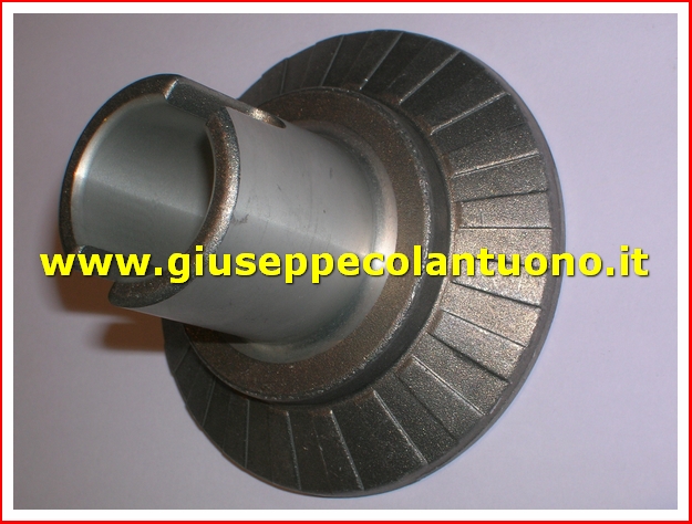 Girri 130 13024 Flangia dentata con mozzo Girri 130 13024 Flangia dentata con mozzo