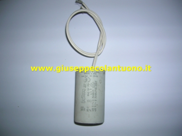 Condensatore 8 µF 450 Volt