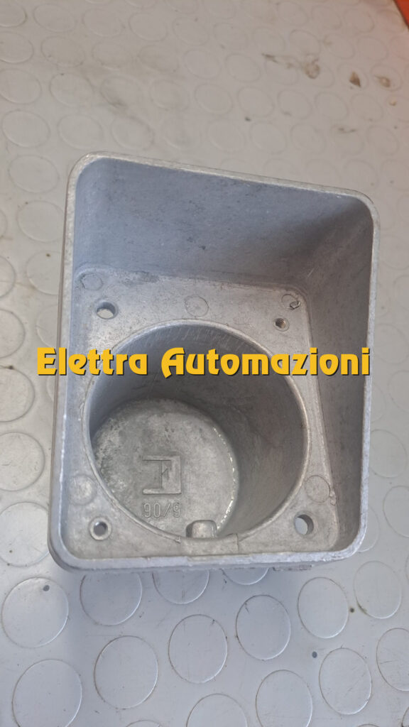 Contenitore Fadini MEC 40 fotocellule / MEC 90 selettore anni 80